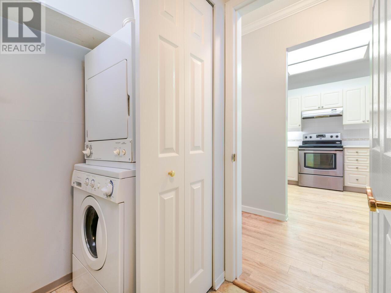 Listing Picture 12 of 24 : 121 8775 JONES ROAD, Richmond / 烈治文 - 魯藝地產 Yvonne Lu Group - MLS Medallion Club Member