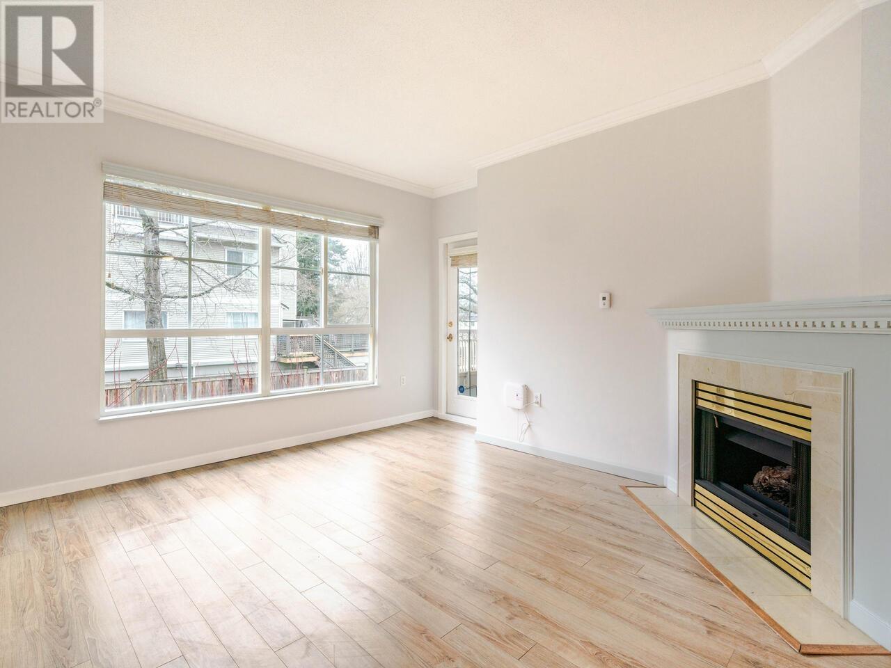 Listing Picture 3 of 24 : 121 8775 JONES ROAD, Richmond / 烈治文 - 魯藝地產 Yvonne Lu Group - MLS Medallion Club Member
