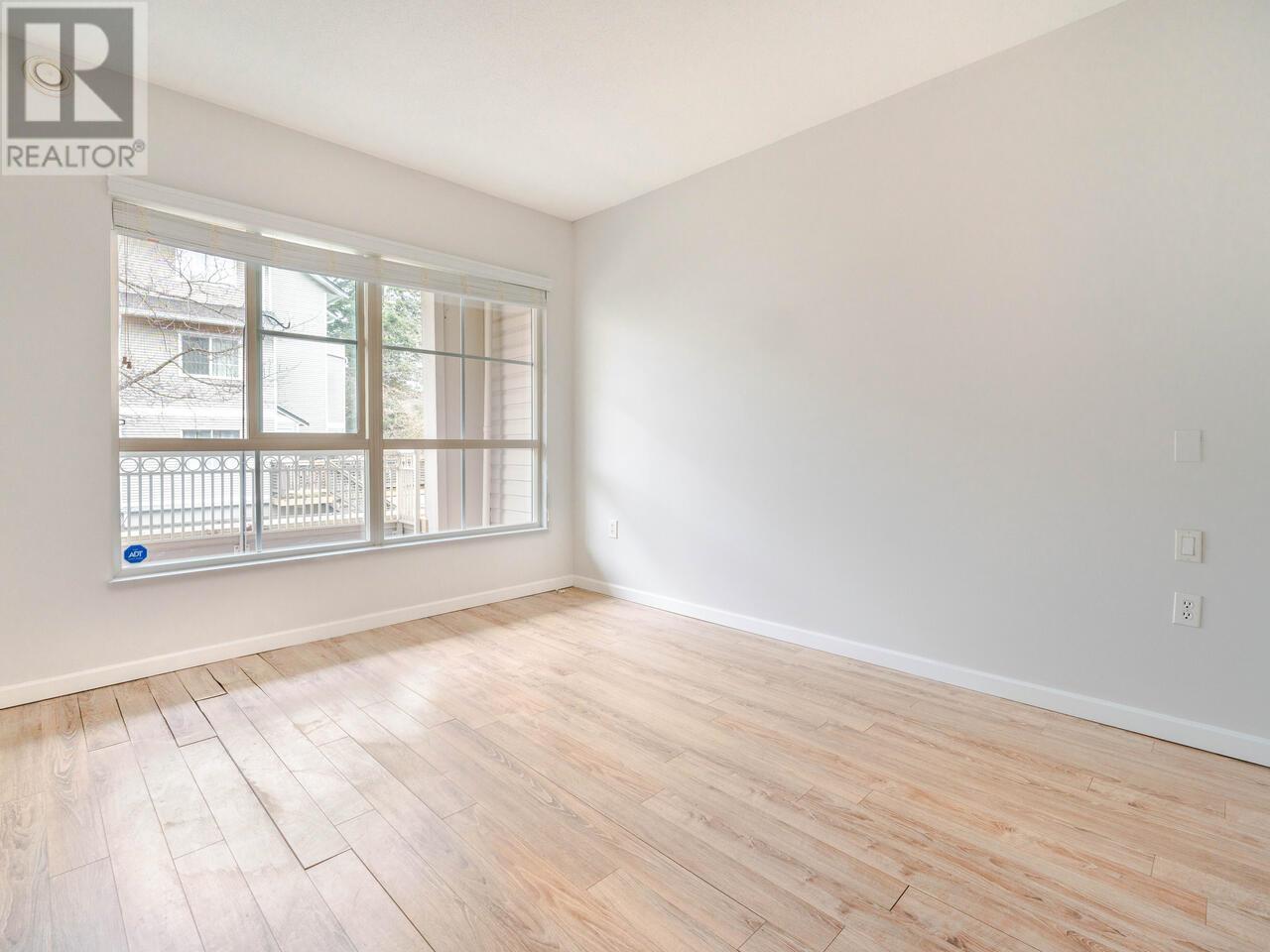 Listing Picture 14 of 24 : 121 8775 JONES ROAD, Richmond / 烈治文 - 魯藝地產 Yvonne Lu Group - MLS Medallion Club Member