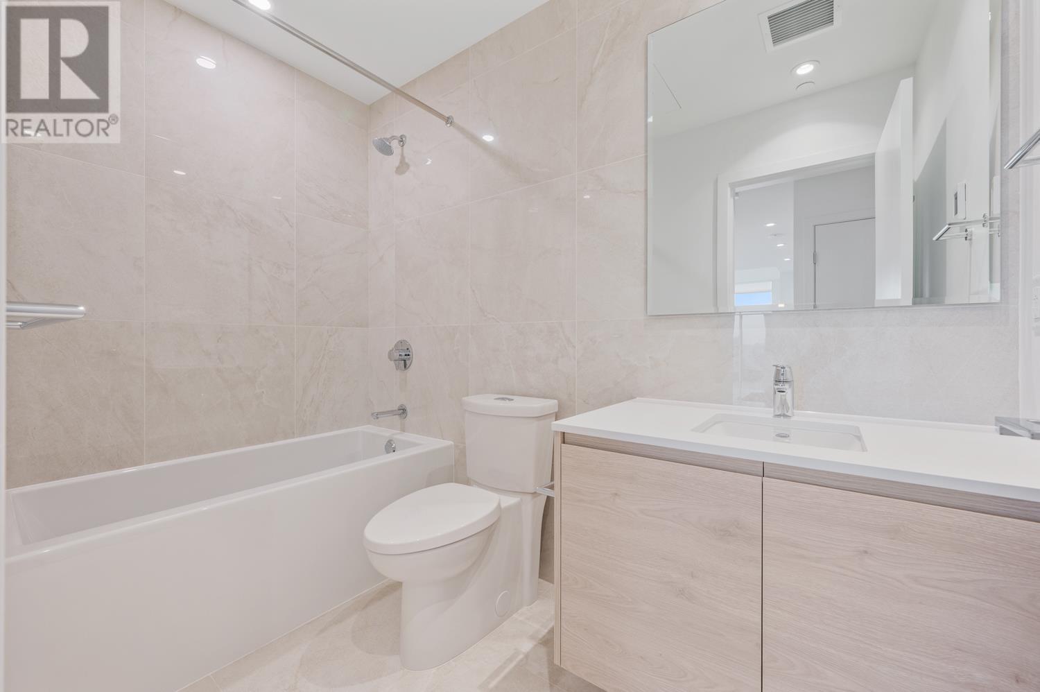 3908 680 Quayside Drive, New Westminster, British Columbia  V3M 0P2 - Photo 14 - R2968013