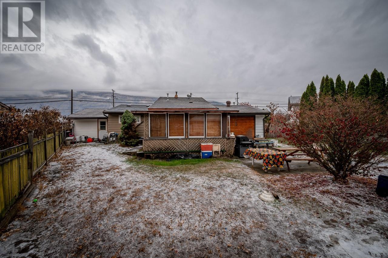 Property at 2810 WESTSYDE Road image 3
