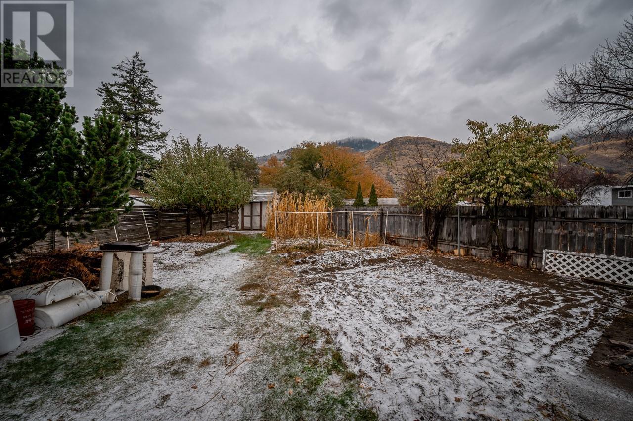 Property at 2810 WESTSYDE Road image 4