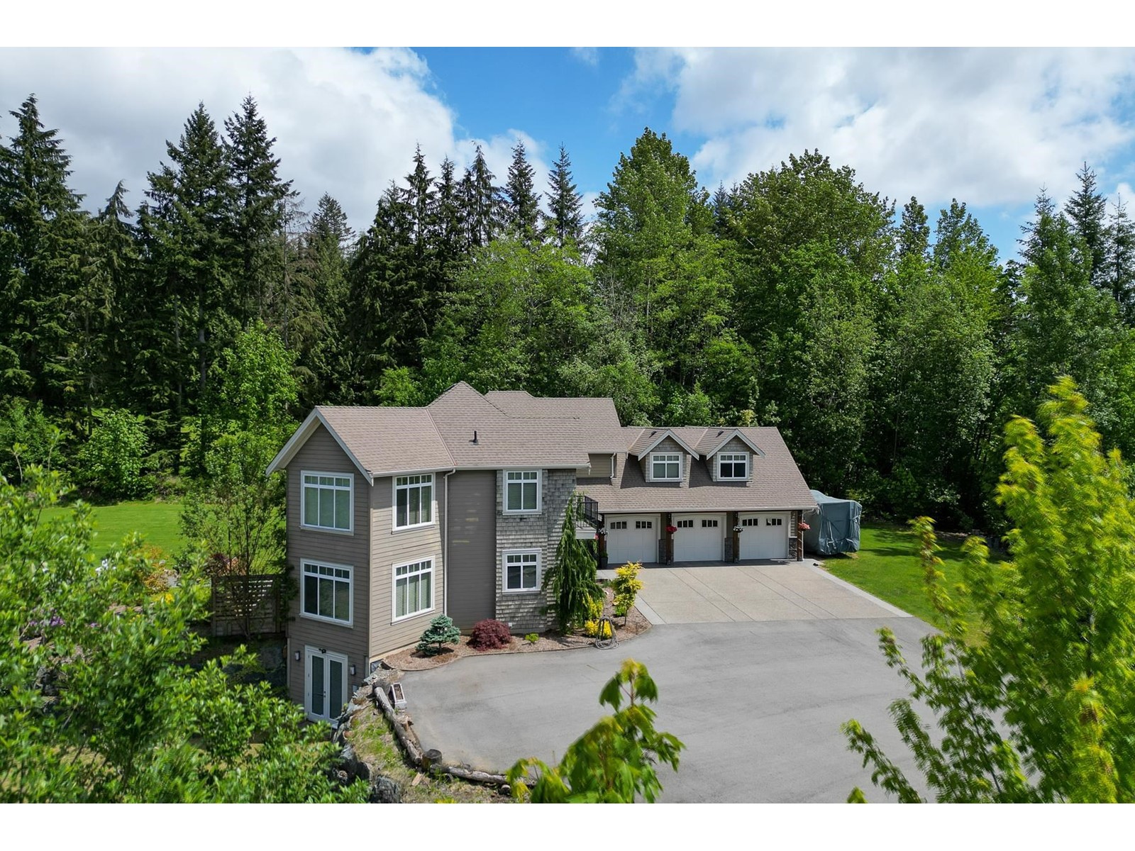 Property at 9503 DAWSON DRIVE image 2