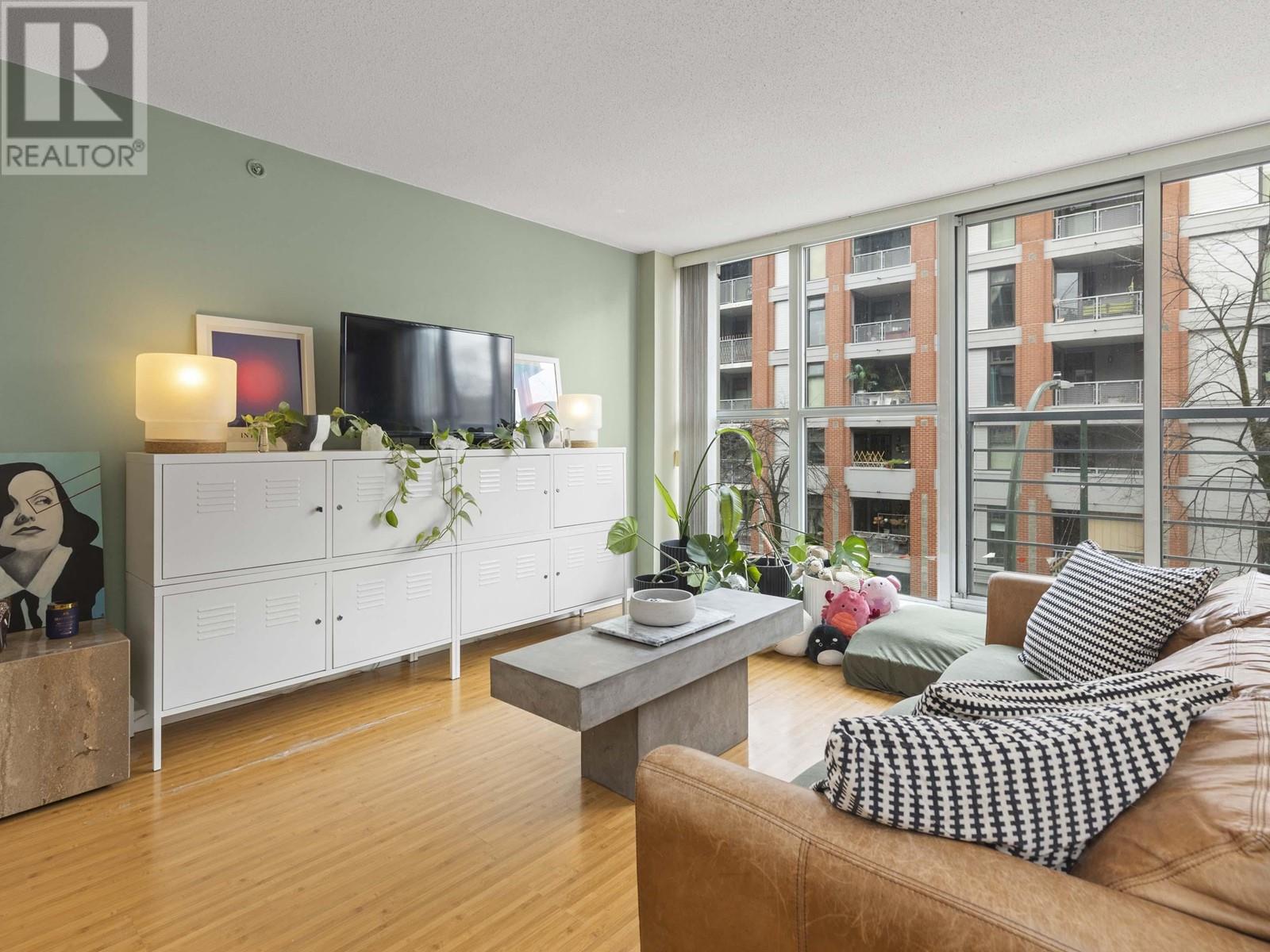 Property at 308 168 POWELL STREET image 4
