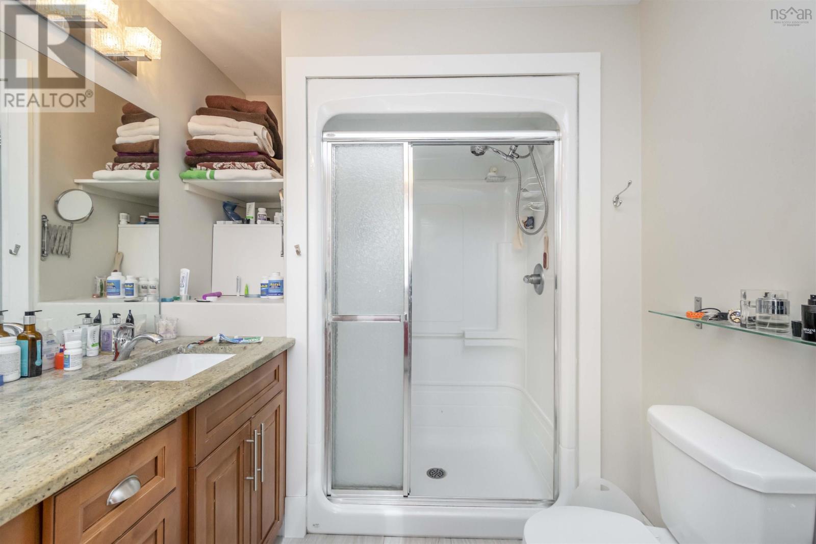 6414 Oak Street, Halifax, Nova Scotia  B3L 1H3 - Photo 31 - 202503527