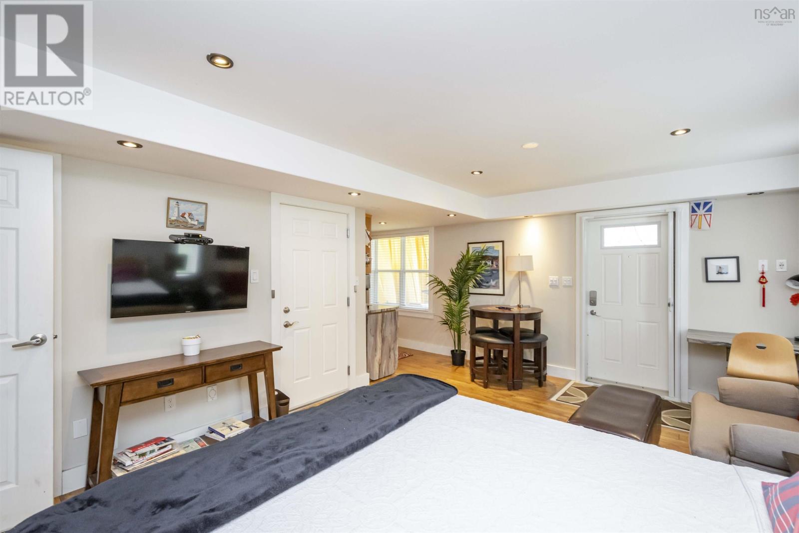 6414 Oak Street, Halifax, Nova Scotia  B3L 1H3 - Photo 39 - 202503527