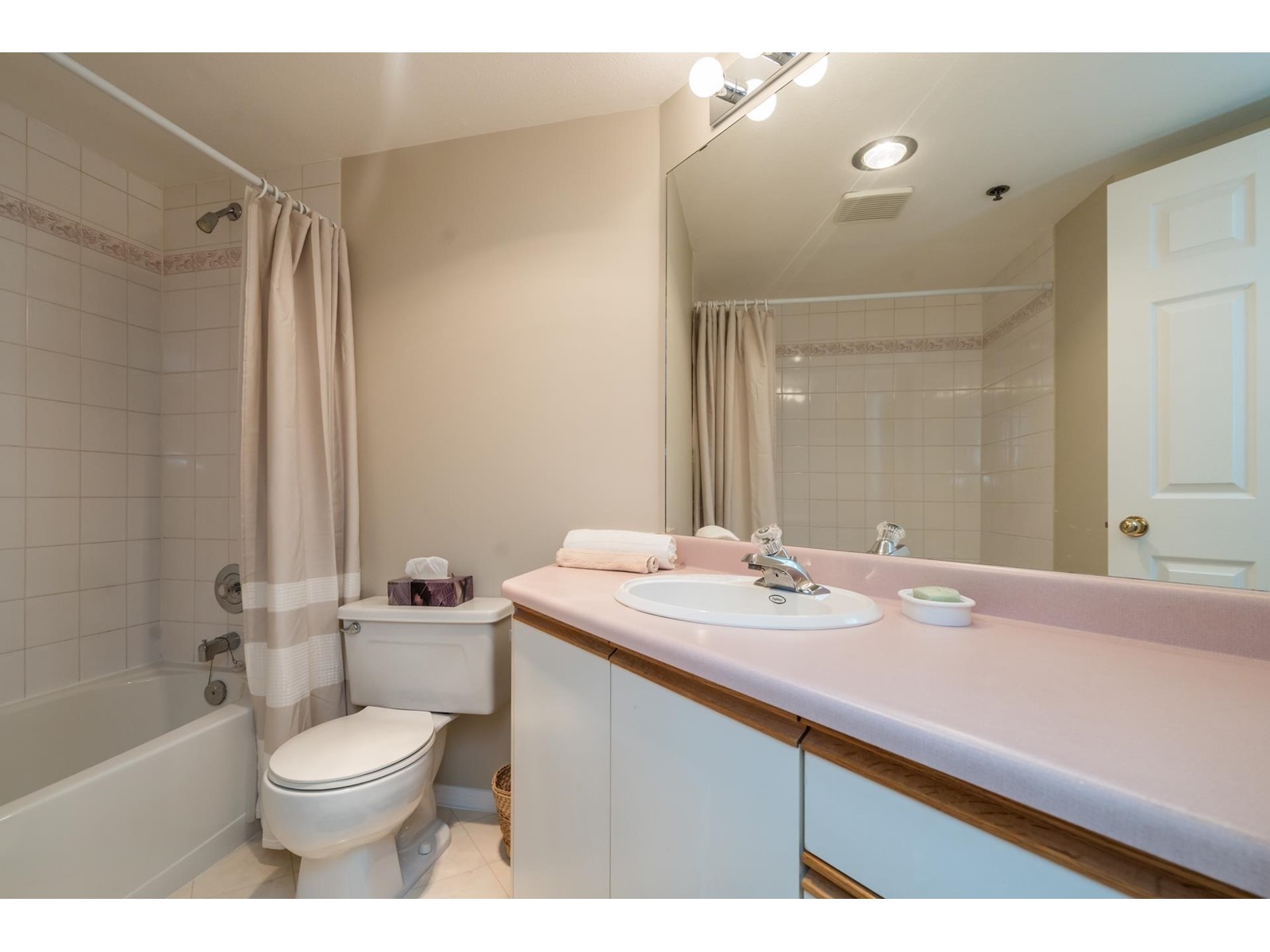 210 5955 177b Street Street, Surrey, British Columbia  V3S 4J7 - Photo 26 - R2969059