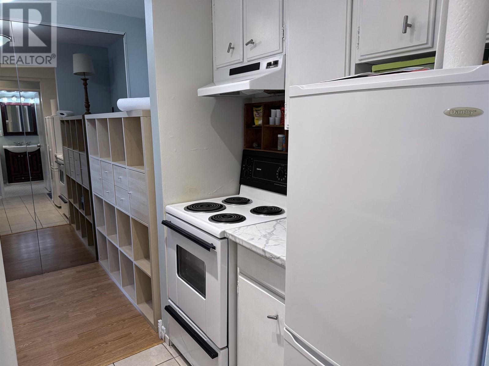 Listing Picture 8 of 32 : 1808 1850 COMOX STREET, Vancouver / 溫哥華 - 魯藝地產 Yvonne Lu Group - MLS Medallion Club Member