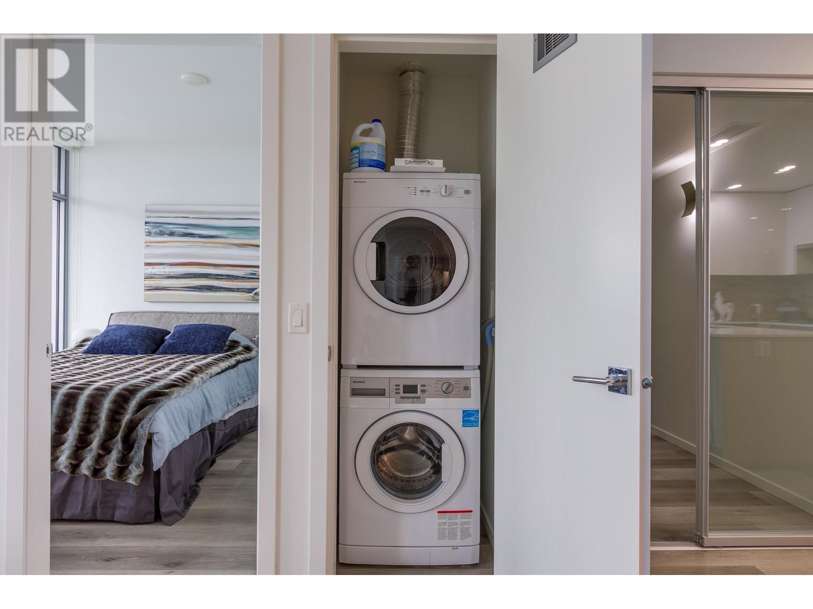 Listing Picture 16 of 28 : 606 1888 GILMORE AVENUE, Burnaby / 本拿比 - 魯藝地產 Yvonne Lu Group - MLS Medallion Club Member