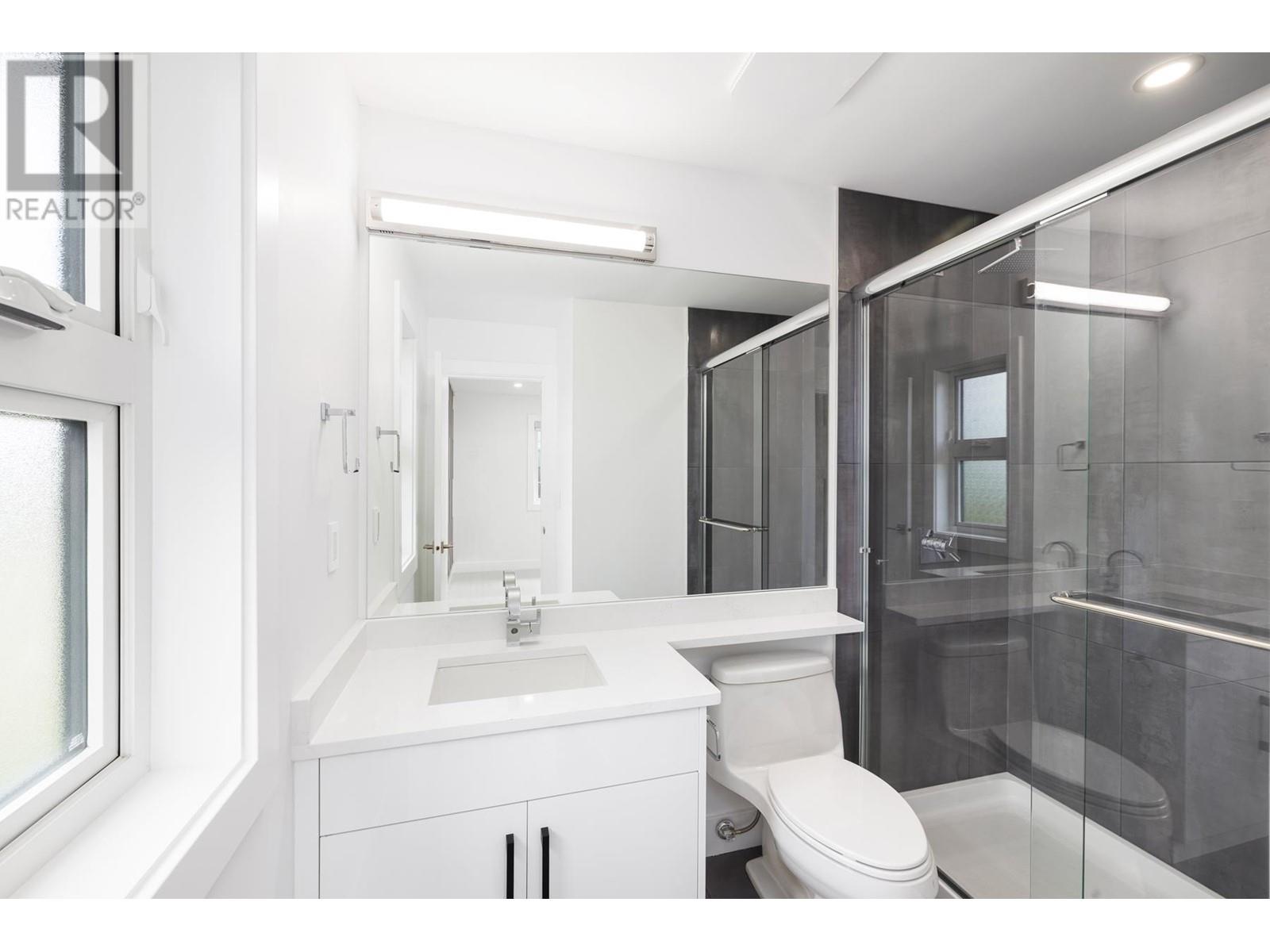 842 Runnymede Avenue, Coquitlam, British Columbia  V3J 2V2 - Photo 18 - R2970246