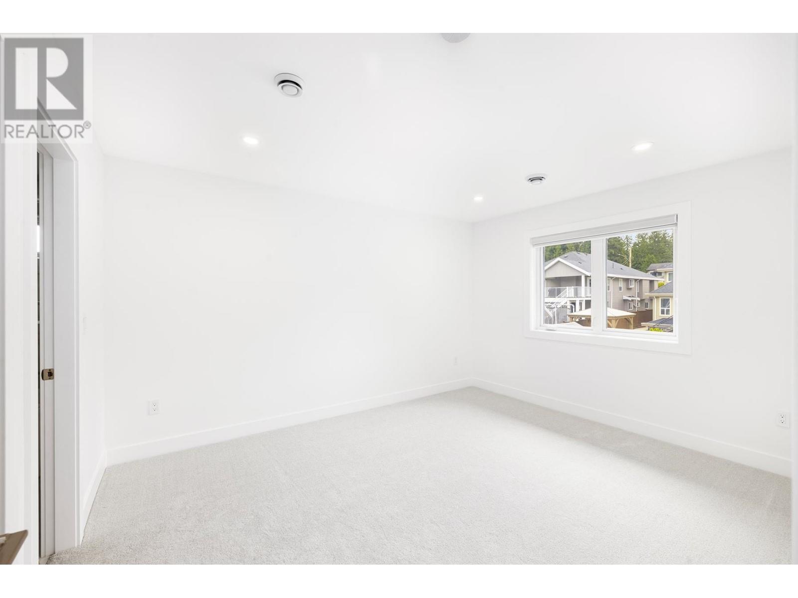 842 Runnymede Avenue, Coquitlam, British Columbia  V3J 2V2 - Photo 21 - R2970246