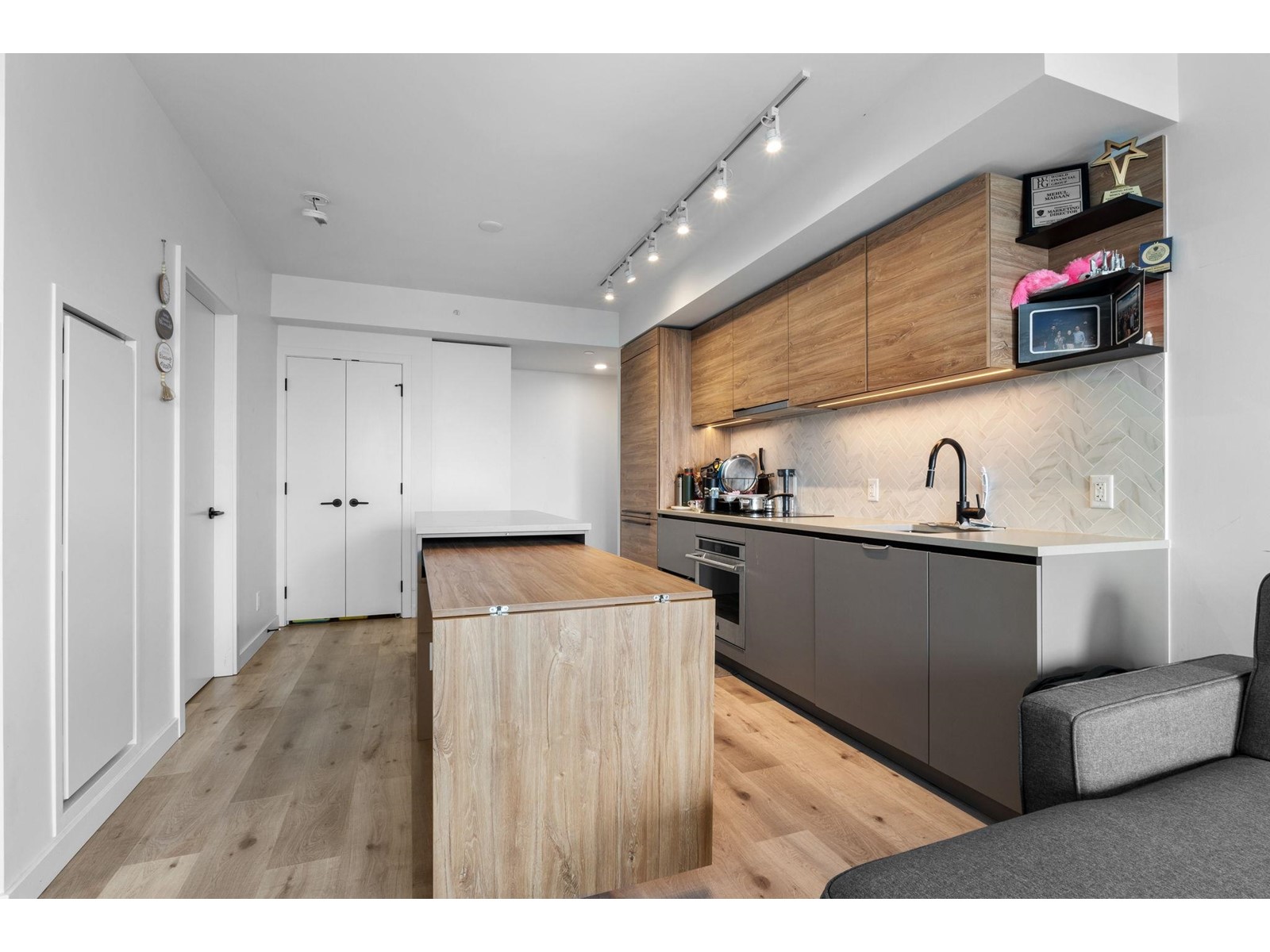 3012 10448 University Drive, Surrey, British Columbia  V3T 0S7 - Photo 11 - R2969817