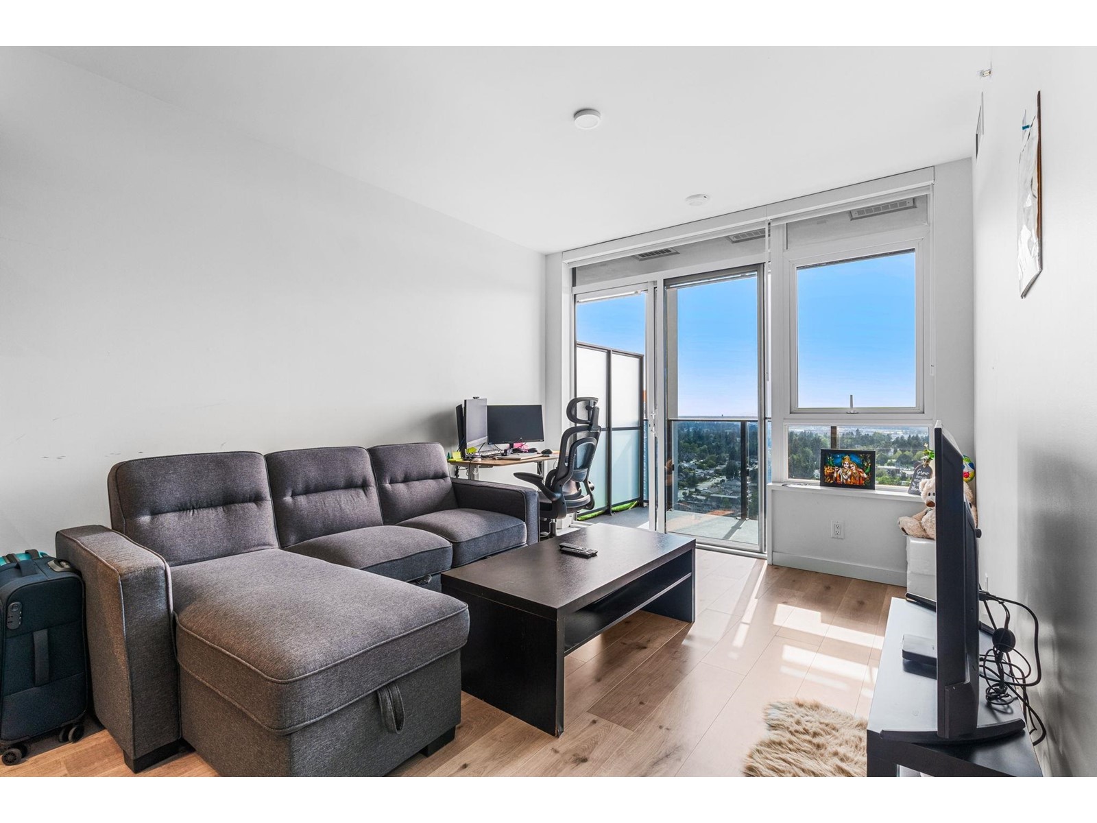 3012 10448 University Drive, Surrey, British Columbia  V3T 0S7 - Photo 6 - R2969817