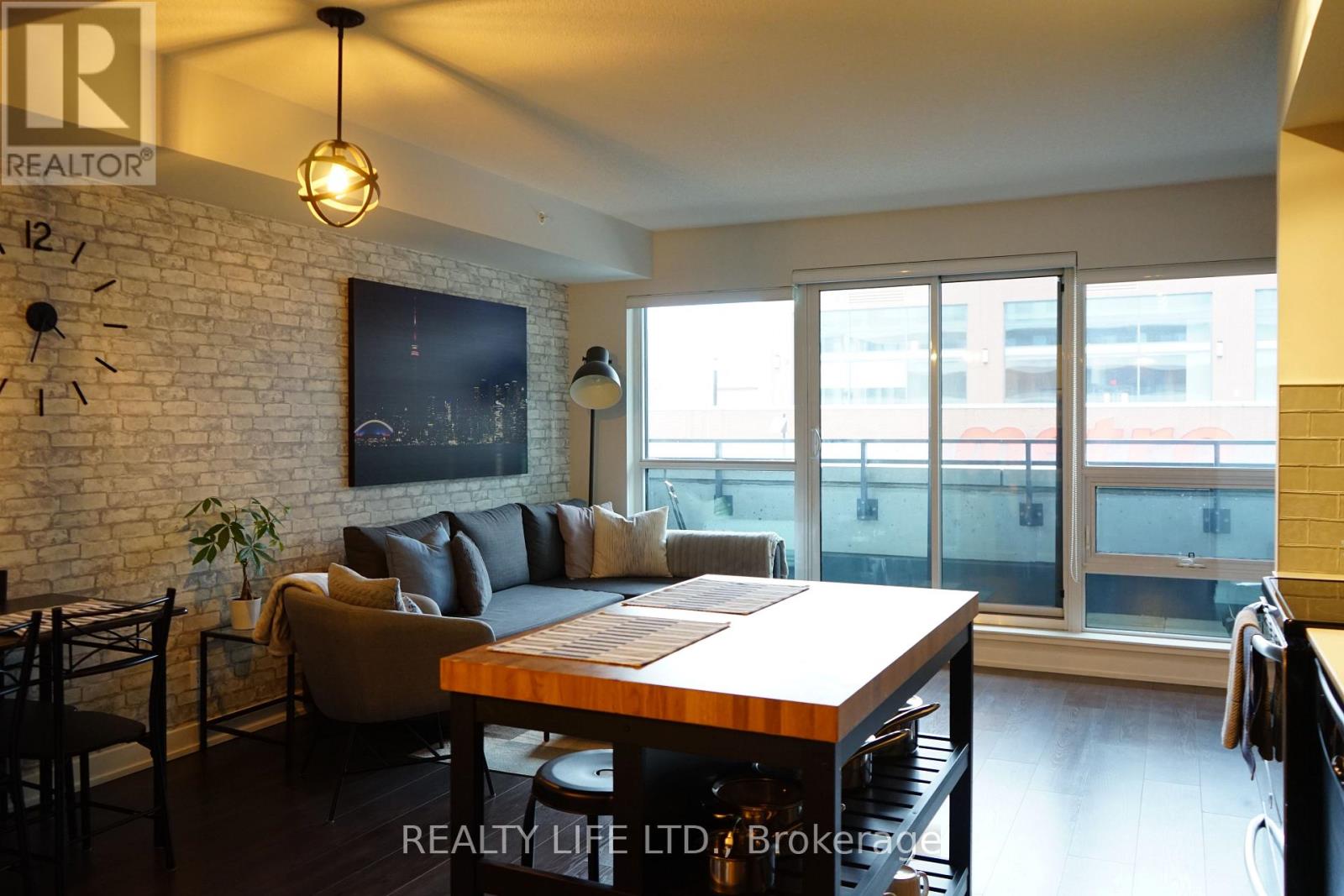 Property at 310 - 2220 LAKE SHORE BOULEVARD W image 5
