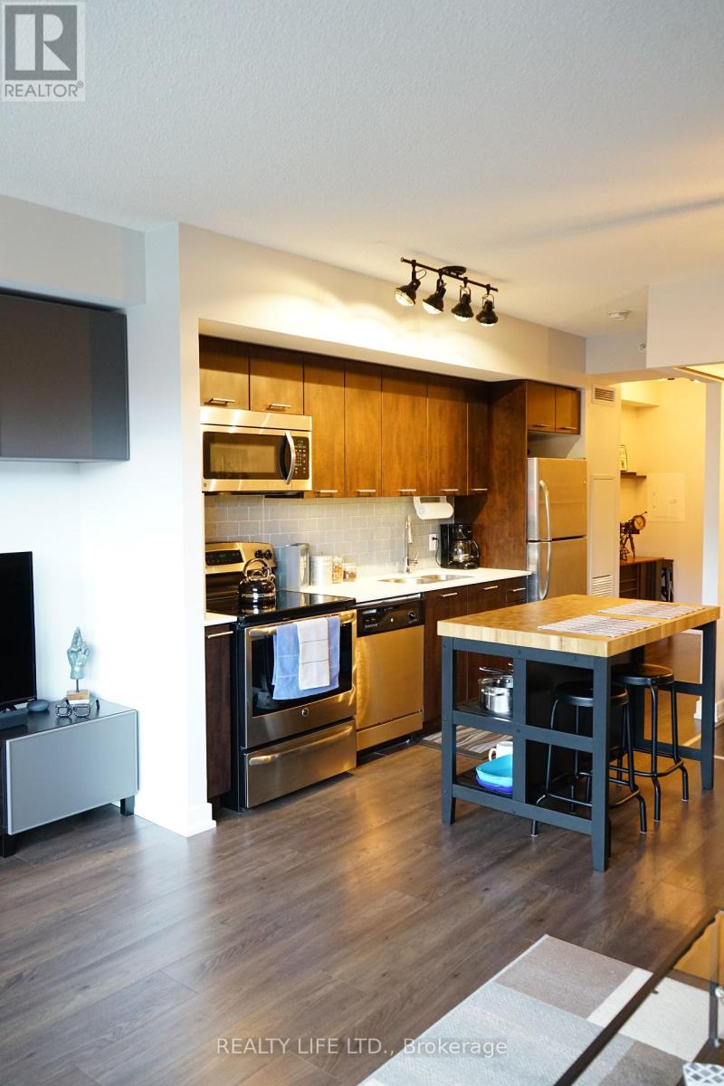 310 - 2220 Lake Shore Boulevard W, Toronto, Ontario  M8V 0C1 - Photo 8 - W11984643