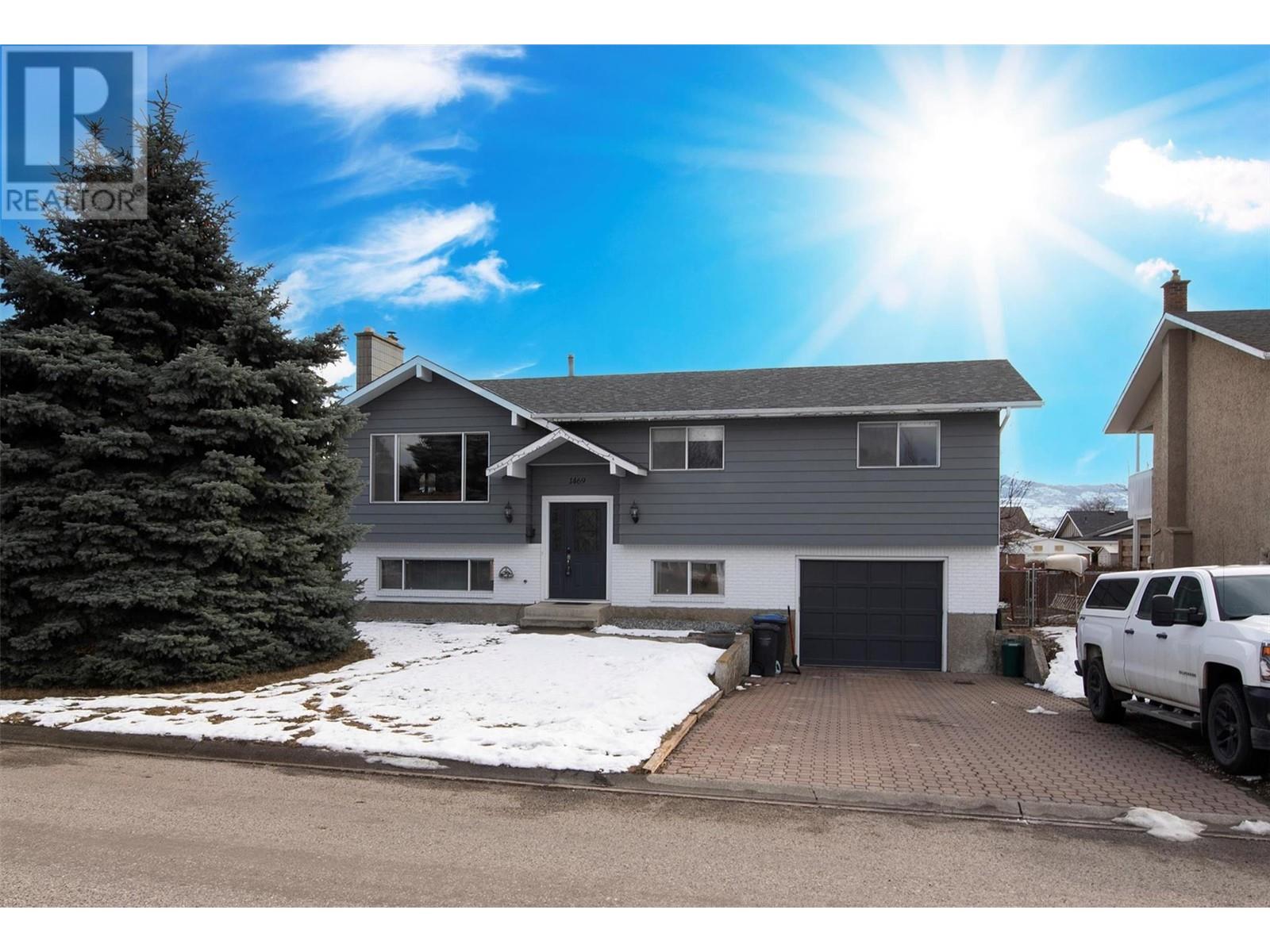 Property at 1469 Denver Road image 3