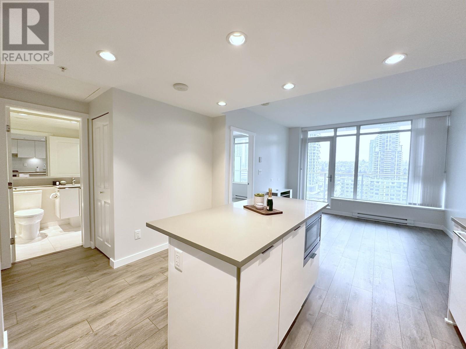 Listing Picture 10 of 20 : 1209 2388 MADISON AVENUE, Burnaby / 本拿比 - 魯藝地產 Yvonne Lu Group - MLS Medallion Club Member