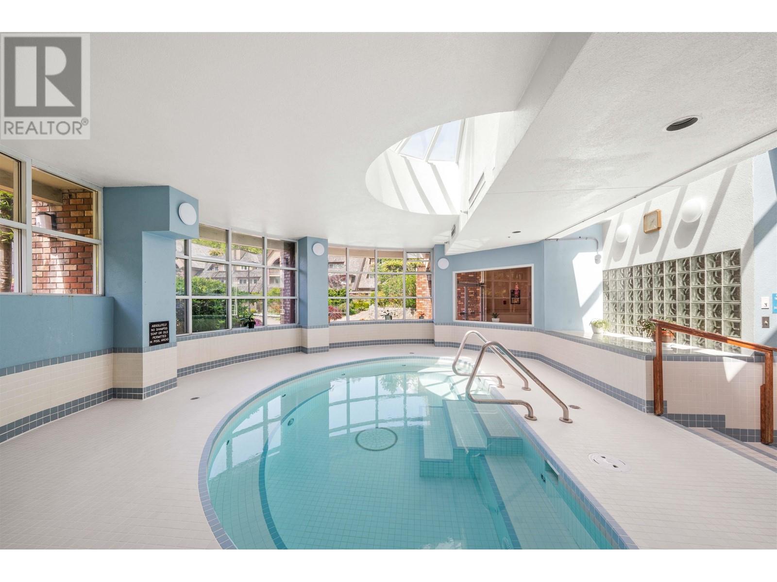 Listing Picture 36 of 40 : 35 3960 CANADA WAY, Burnaby / 本拿比 - 魯藝地產 Yvonne Lu Group - MLS Medallion Club Member