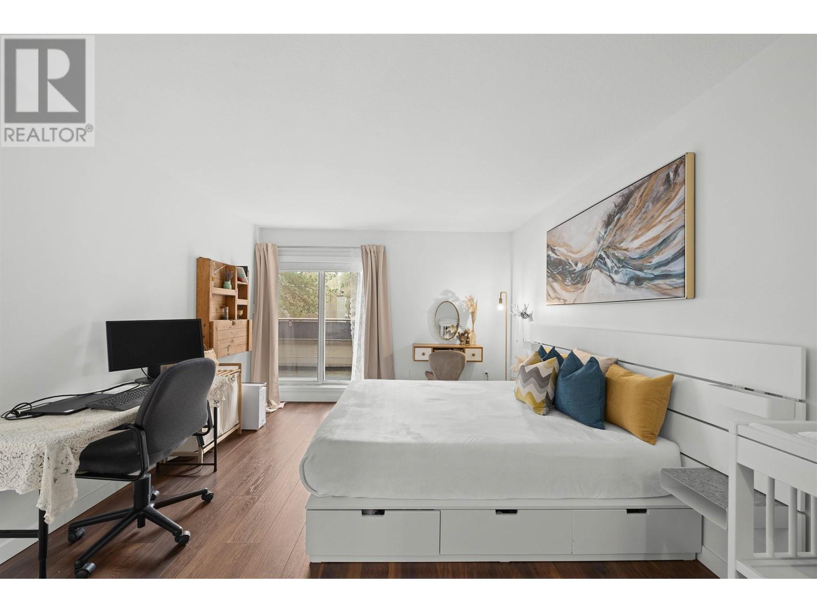 Listing Picture 14 of 40 : 35 3960 CANADA WAY, Burnaby / 本拿比 - 魯藝地產 Yvonne Lu Group - MLS Medallion Club Member