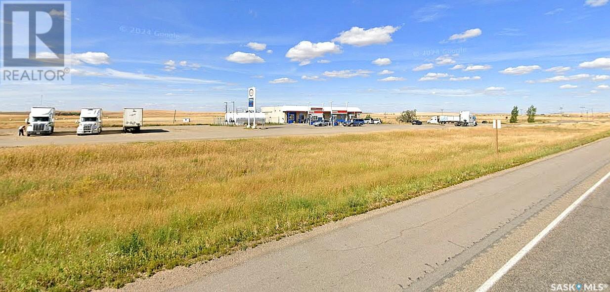 Sk-1 1 Highway W, Gull Lake, Saskatchewan  S0N 1N0 - Photo 8 - SK996496