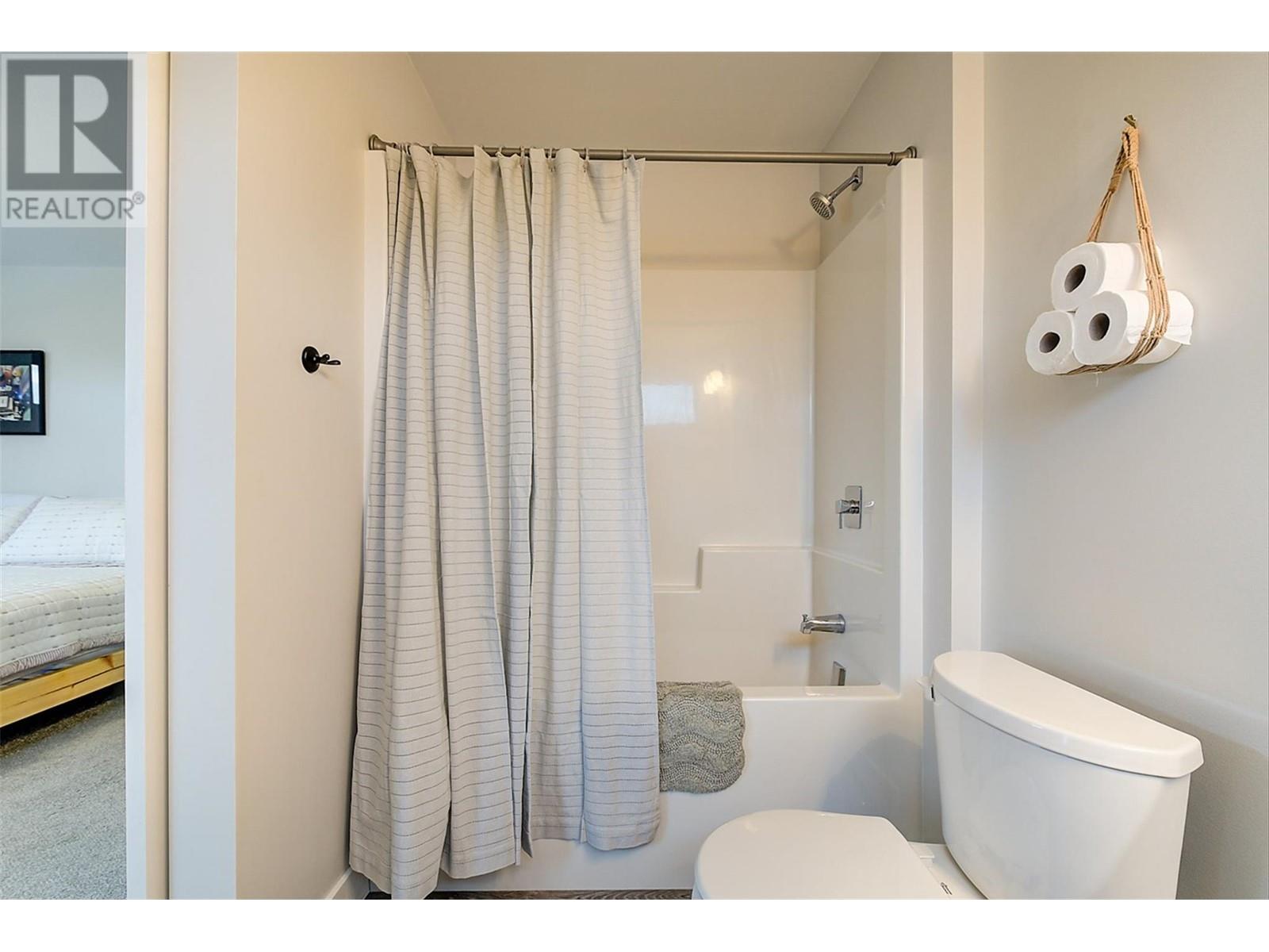 3904 29 Street Unit# 4, Vernon, British Columbia  V1T 5B4 - Photo 24 - 10336287