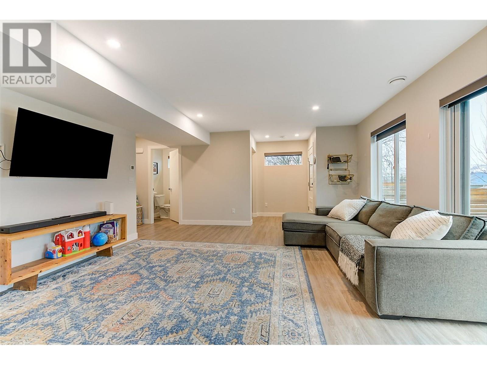 3904 29 Street Unit# 4, Vernon, British Columbia  V1T 5B4 - Photo 16 - 10336287