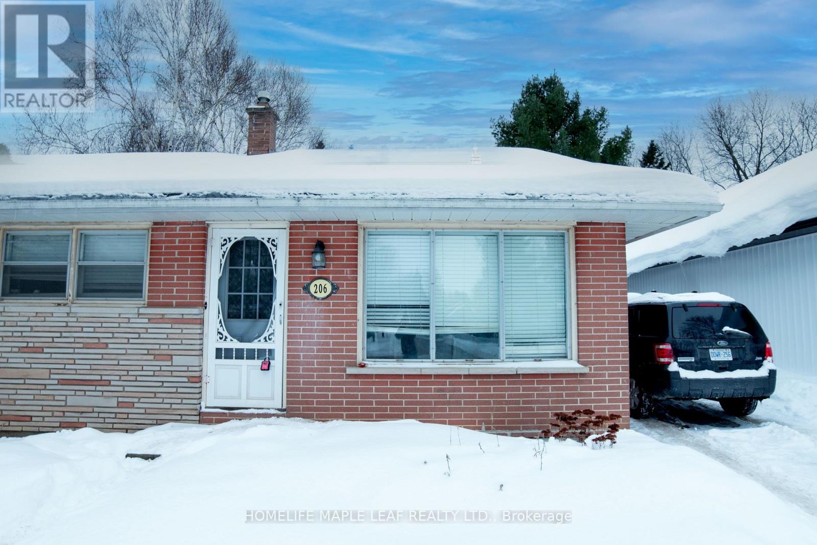 Property at 206 ELIZABETH STREET image 4