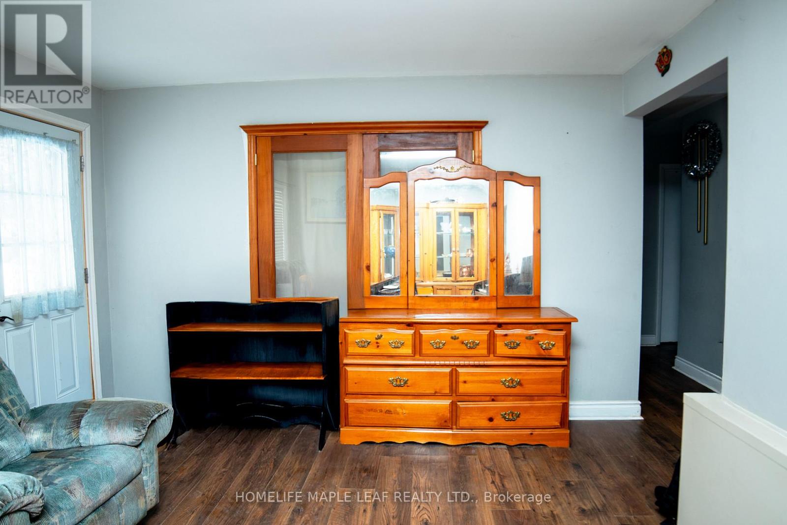 Property at 206 ELIZABETH STREET image 5