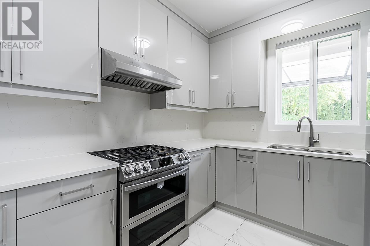 208 Blackman Street, New Westminster, British Columbia  V3L 2A7 - Photo 19 - R2969487
