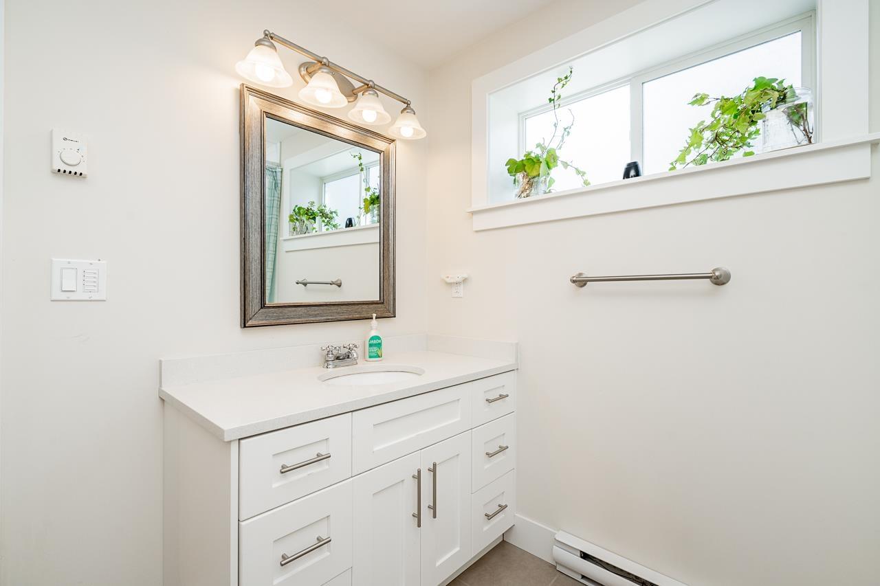15125 Canary Drive, Surrey, British Columbia  V3R 4V4 - Photo 23 - R2970292