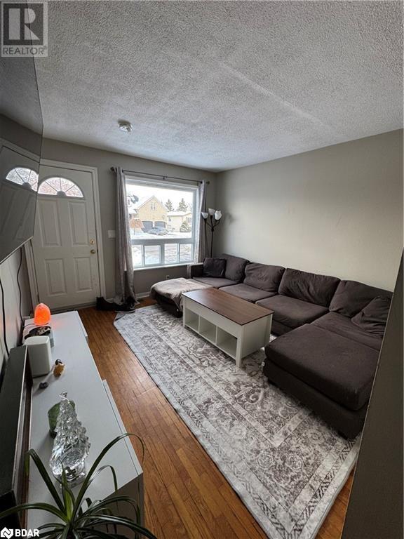 34-36 Centre Street Street, Angus, Ontario  L0M 1B0 - Photo 4 - 40695346