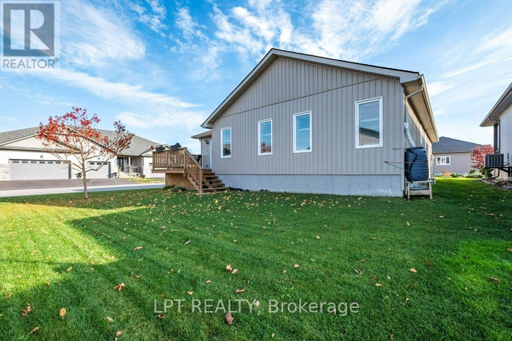 2 Merrill Drive, Prince Edward County (Wellington), Ontario  K0K 3L0 - Photo 30 - X11987588