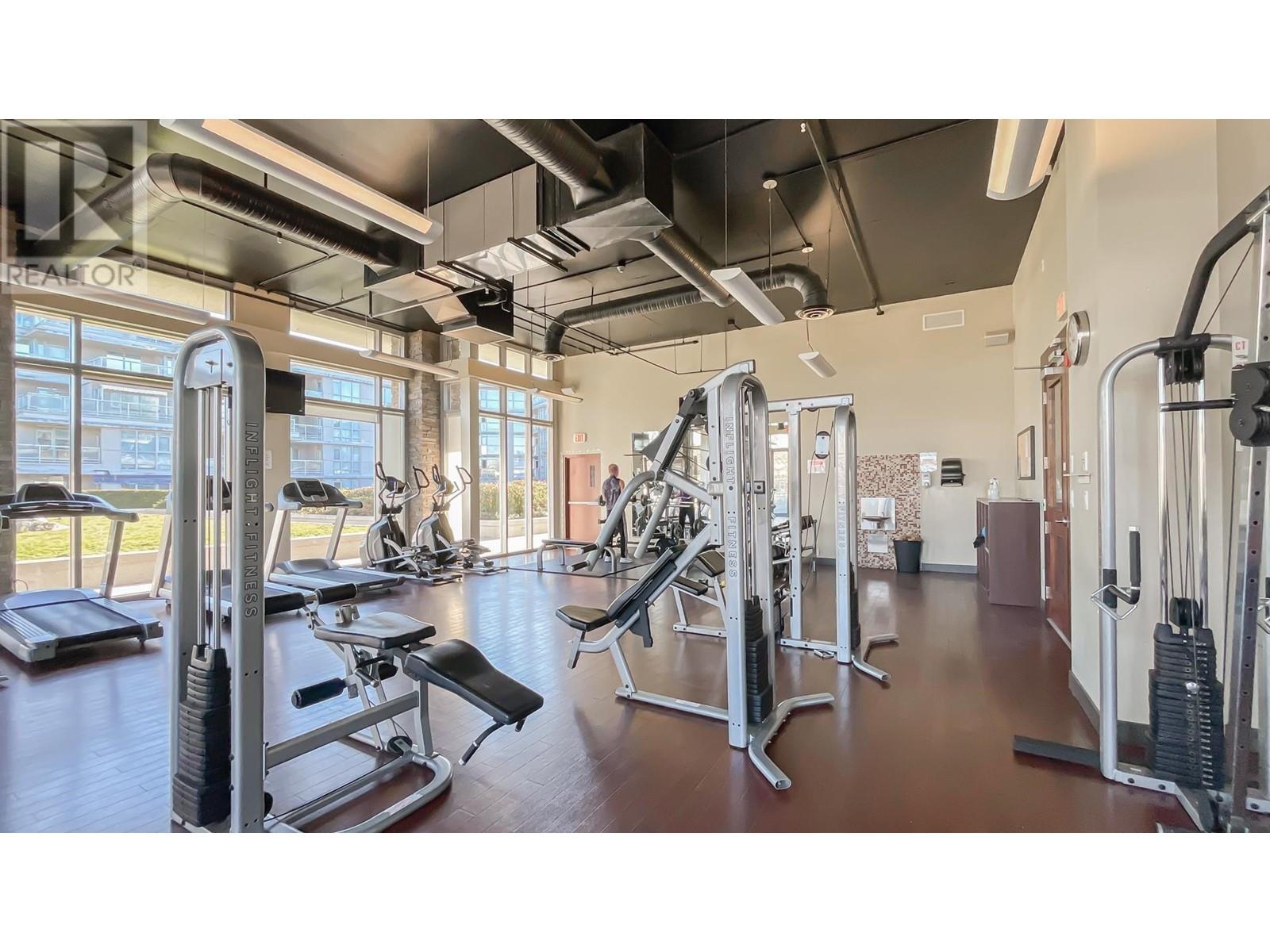 Listing Picture 14 of 21 : 618 9371 HEMLOCK DRIVE, Richmond / 烈治文 - 魯藝地產 Yvonne Lu Group - MLS Medallion Club Member