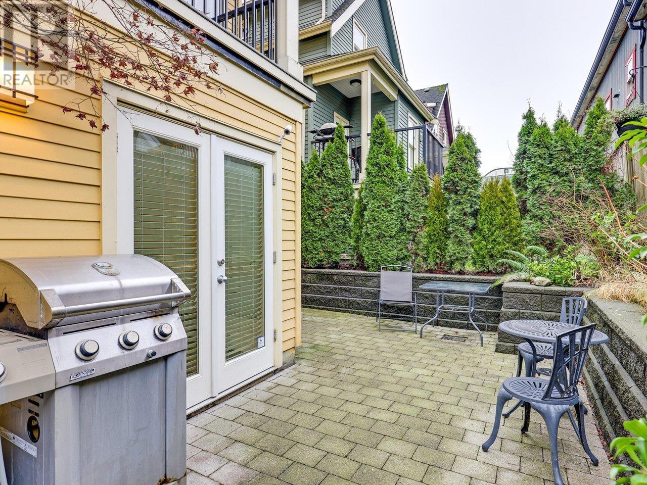 Listing Picture 21 of 24 : 435 VERNON DRIVE, Vancouver / 溫哥華 - 魯藝地產 Yvonne Lu Group - MLS Medallion Club Member