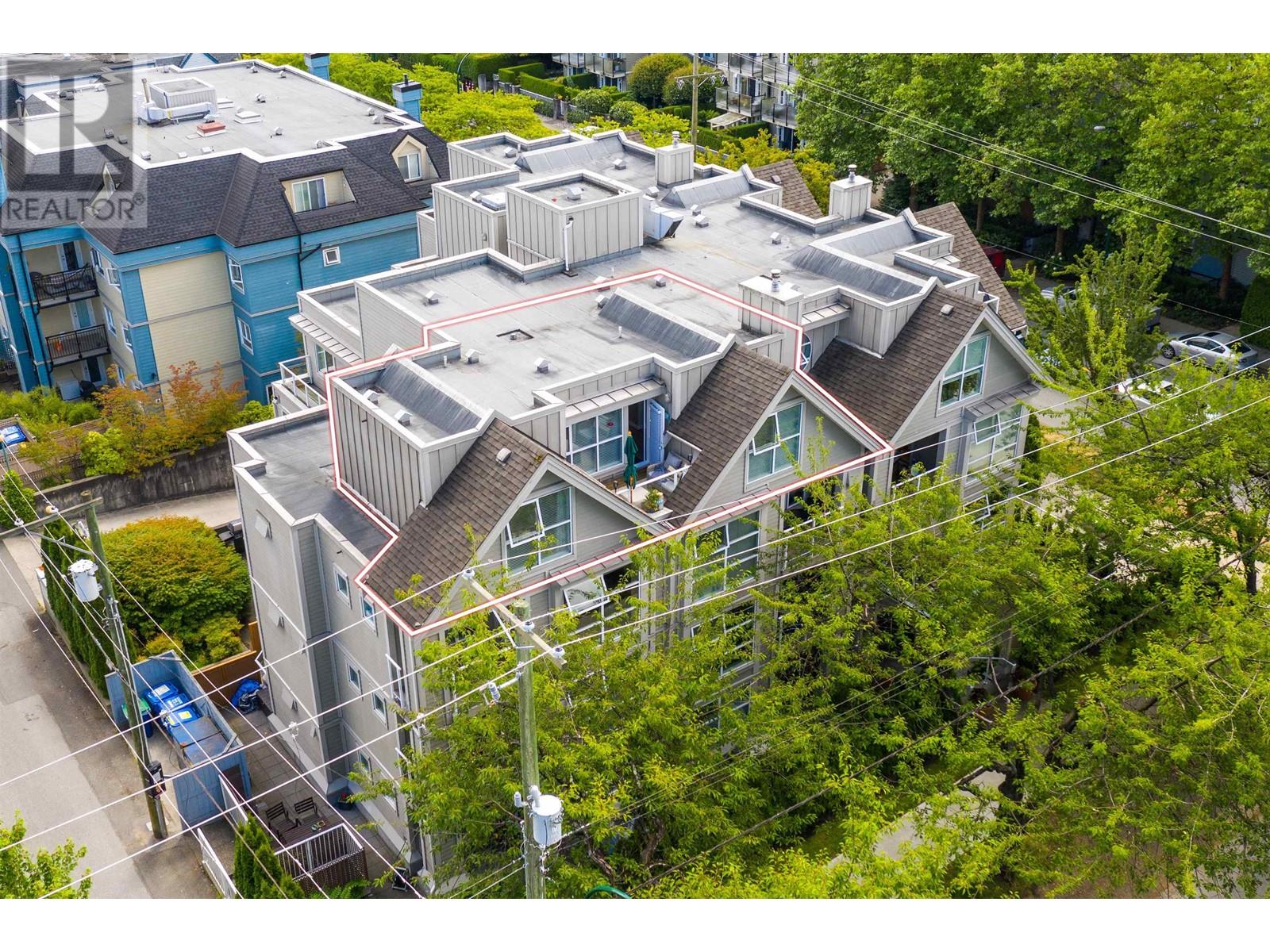 Listing Picture 18 of 21 : PH3 3168 LAUREL STREET, Vancouver / 溫哥華 - 魯藝地產 Yvonne Lu Group - MLS Medallion Club Member