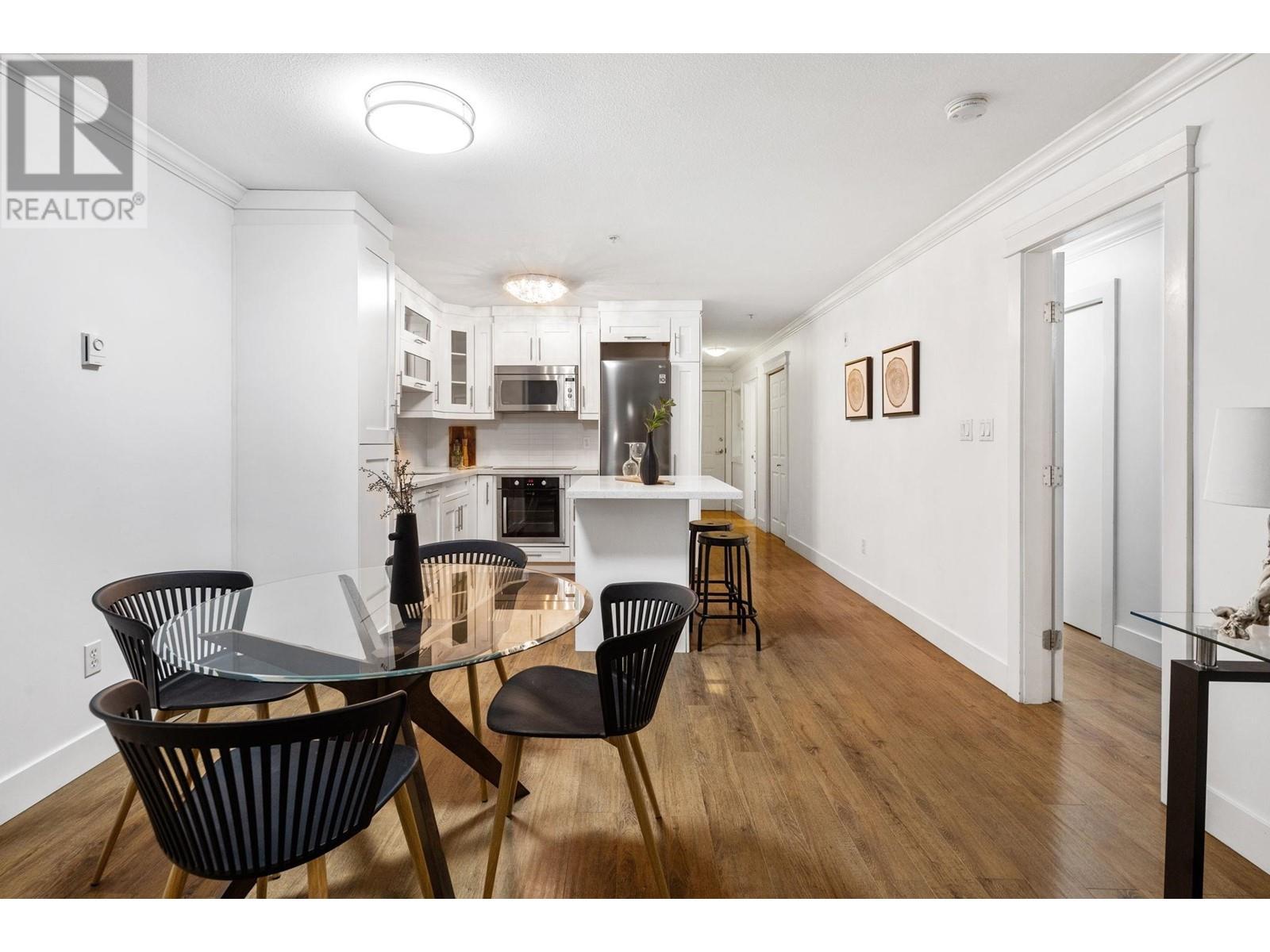 Listing Picture 13 of 25 : 210 5629 DUNBAR STREET, Vancouver / 溫哥華 - 魯藝地產 Yvonne Lu Group - MLS Medallion Club Member