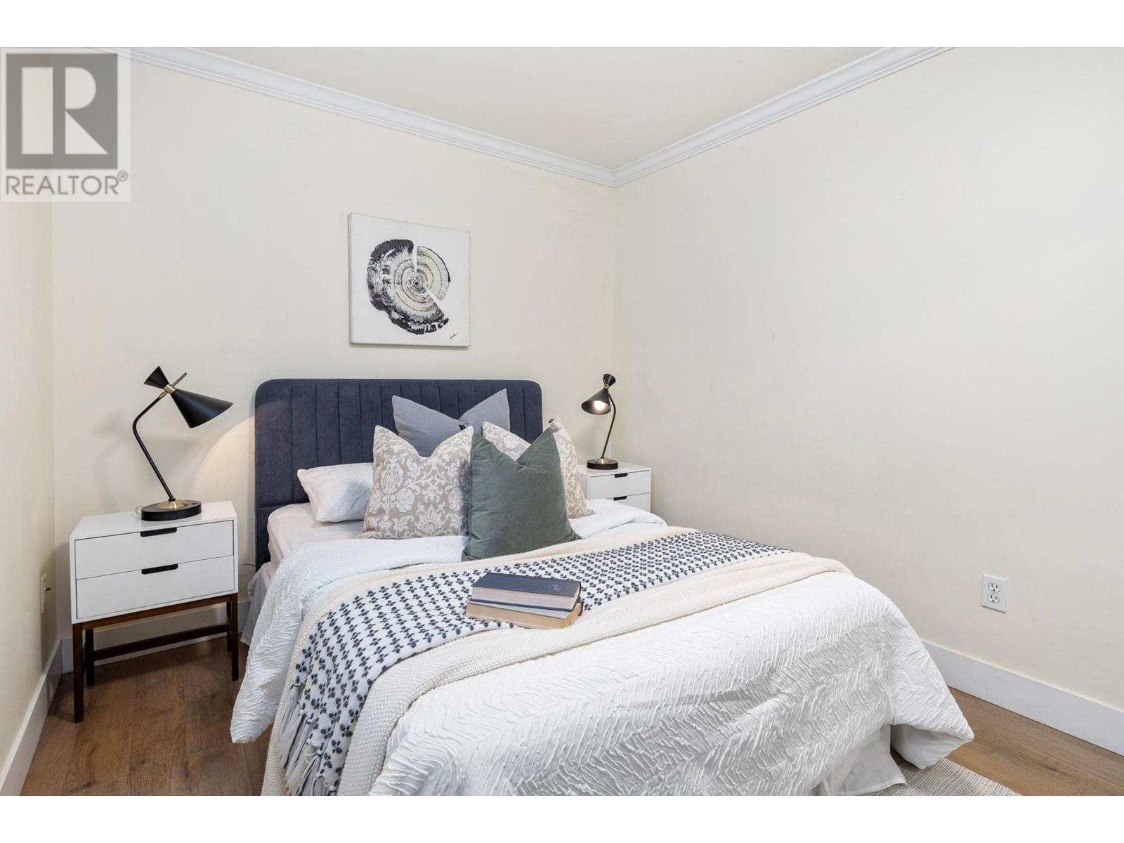 Listing Picture 19 of 25 : 210 5629 DUNBAR STREET, Vancouver / 溫哥華 - 魯藝地產 Yvonne Lu Group - MLS Medallion Club Member