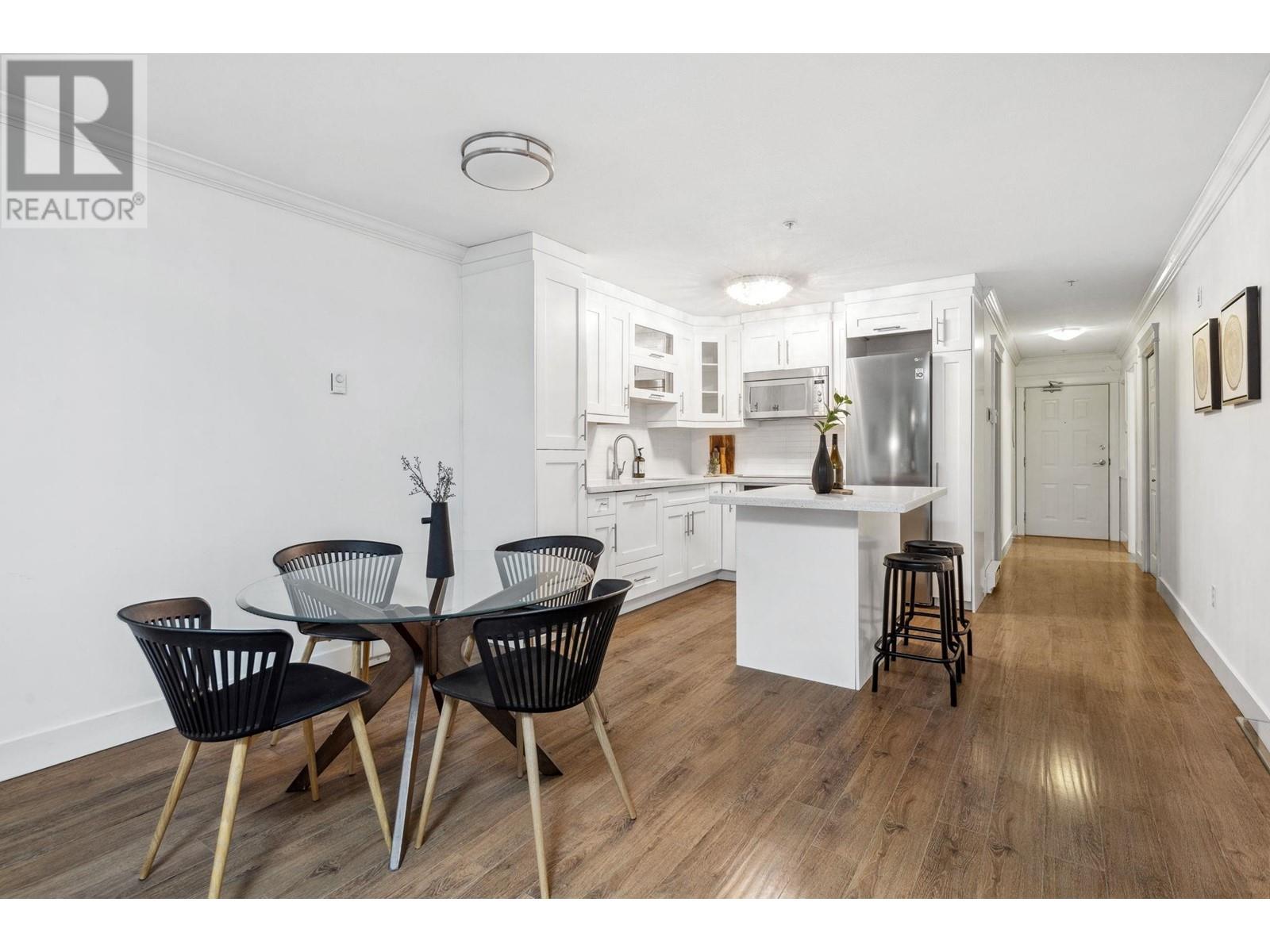 Listing Picture 9 of 25 : 210 5629 DUNBAR STREET, Vancouver / 溫哥華 - 魯藝地產 Yvonne Lu Group - MLS Medallion Club Member