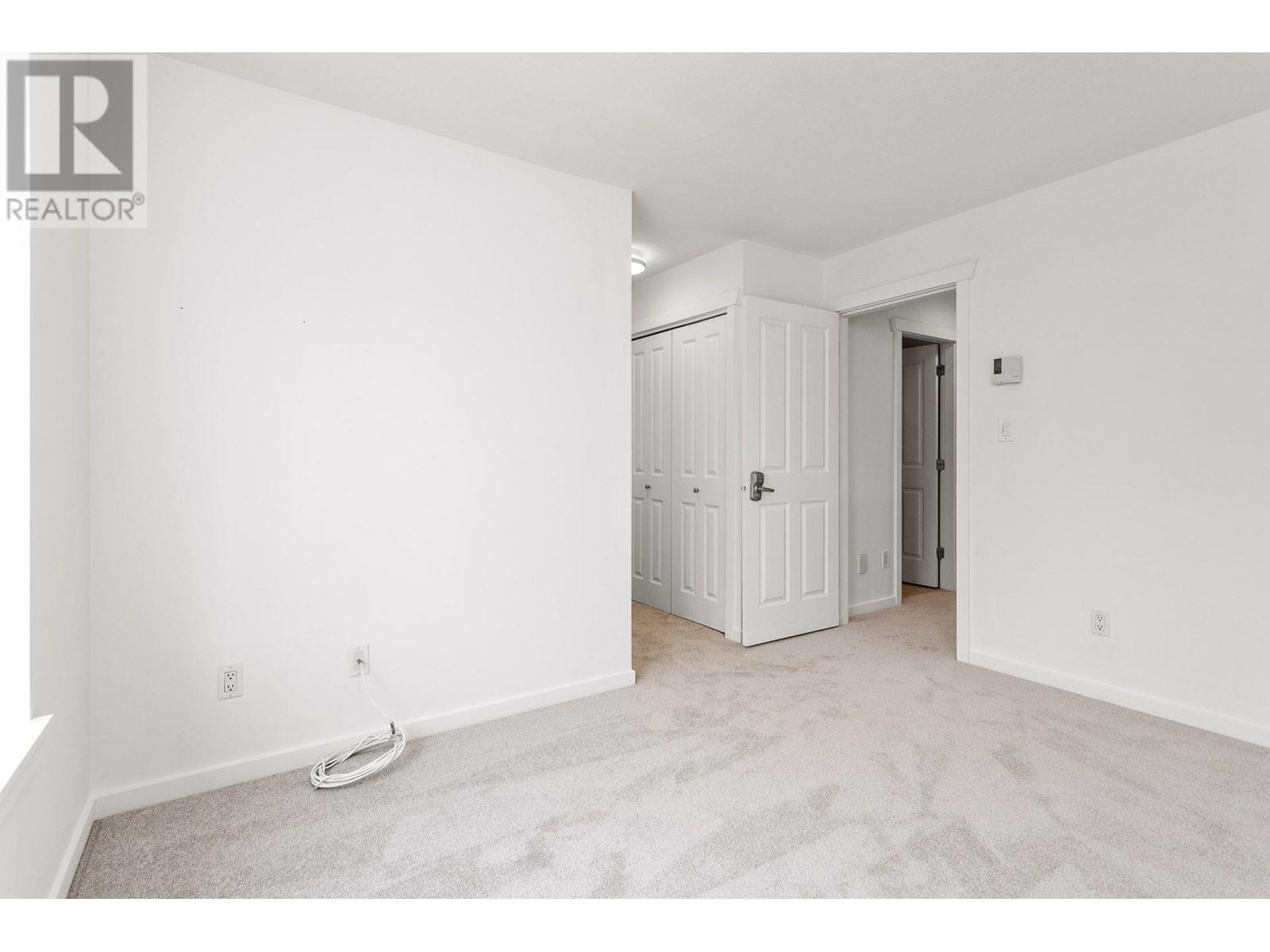 Listing Picture 17 of 38 : 7 9020 DIXON AVENUE, Richmond / 烈治文 - 魯藝地產 Yvonne Lu Group - MLS Medallion Club Member