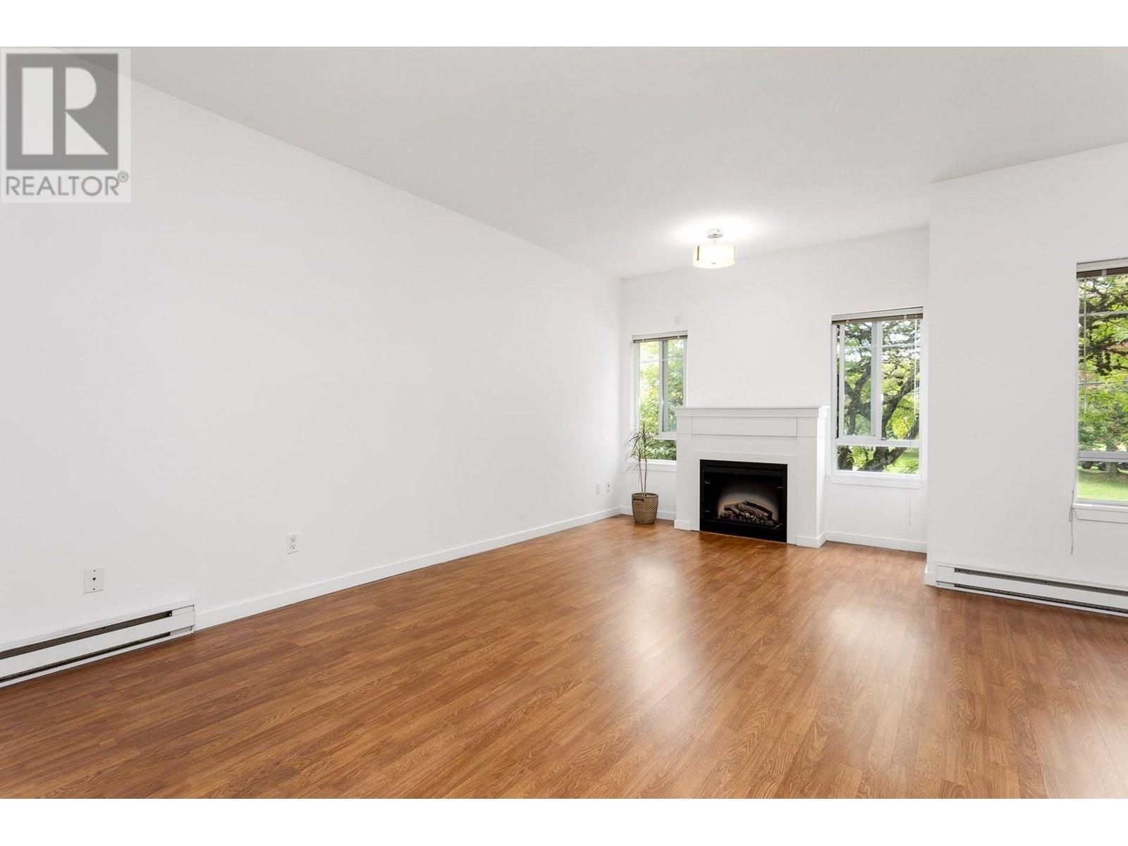 Listing Picture 5 of 38 : 7 9020 DIXON AVENUE, Richmond / 烈治文 - 魯藝地產 Yvonne Lu Group - MLS Medallion Club Member