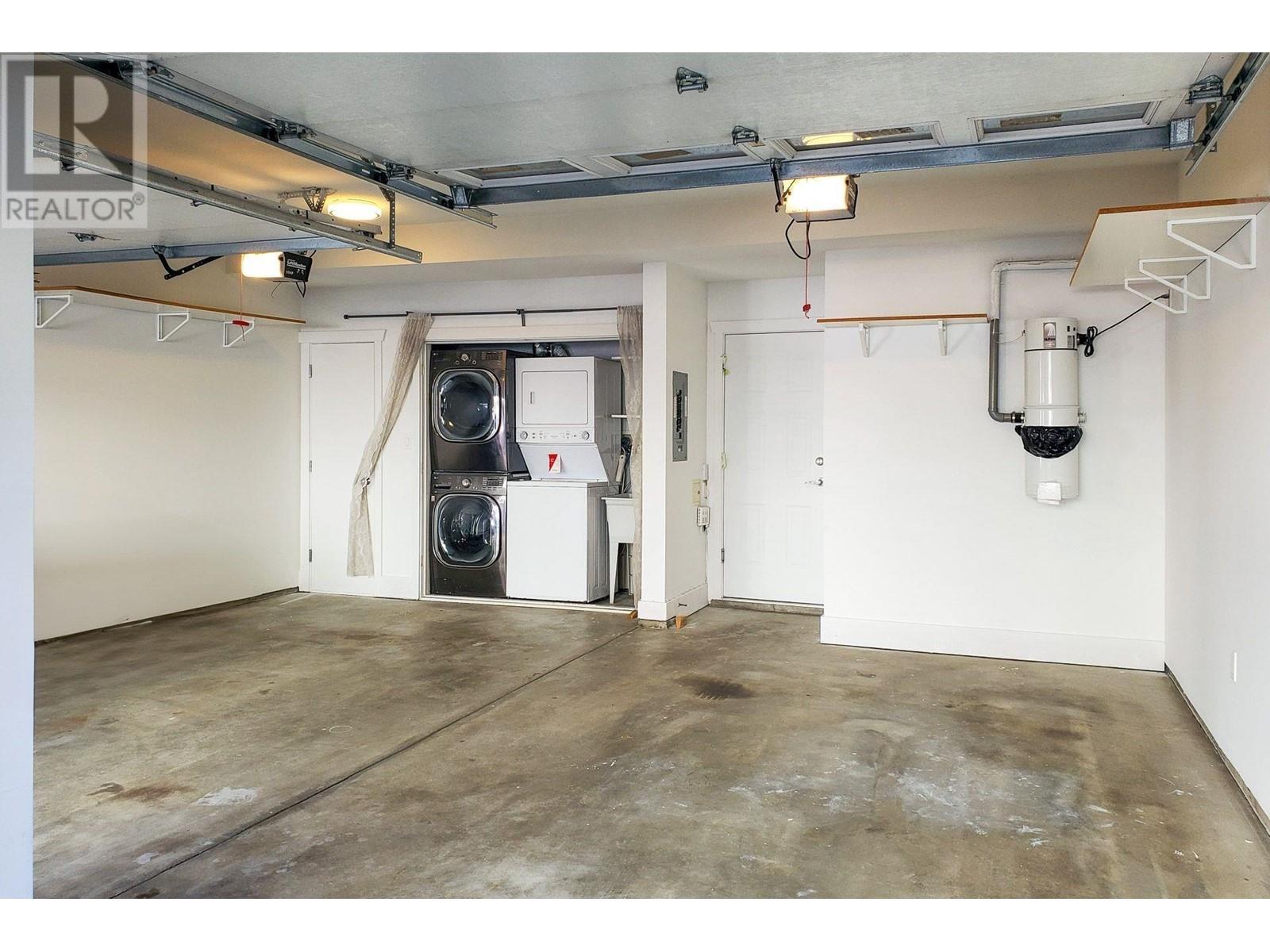 Listing Picture 31 of 38 : 7 9020 DIXON AVENUE, Richmond / 烈治文 - 魯藝地產 Yvonne Lu Group - MLS Medallion Club Member