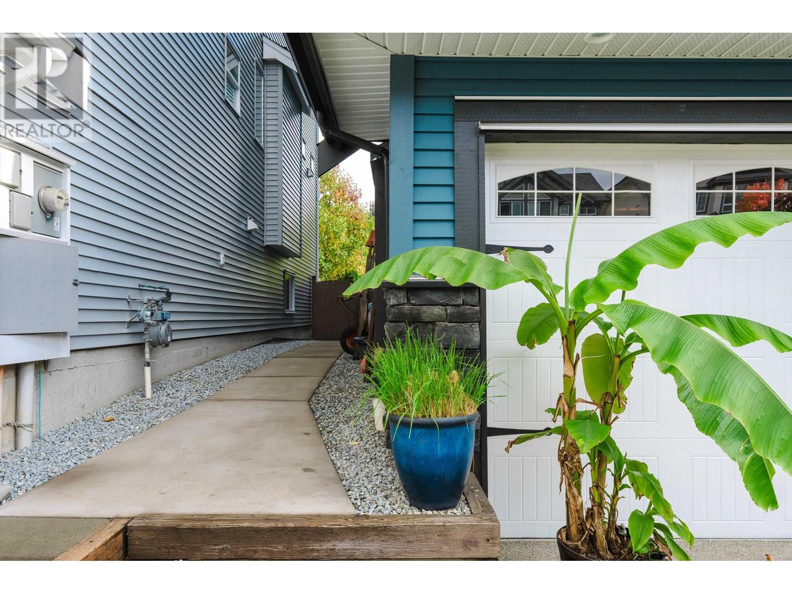 10302 Wynnyk Way, Maple Ridge, British Columbia  V2W 1G3 - Photo 38 - R2970362