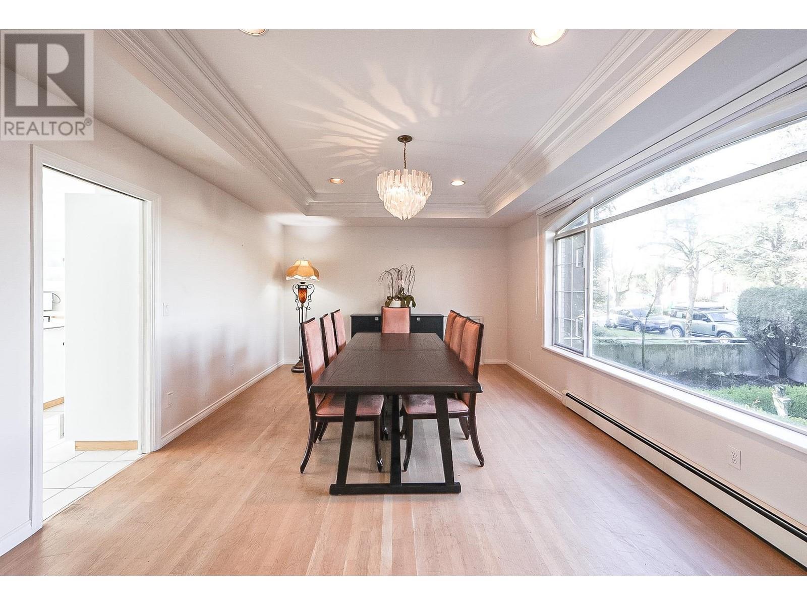 Property at 1628 NANTON AVENUE image 5