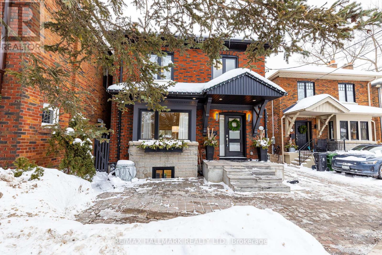 1532 MOUNT PLEASANT ROAD, Toronto, Ontario