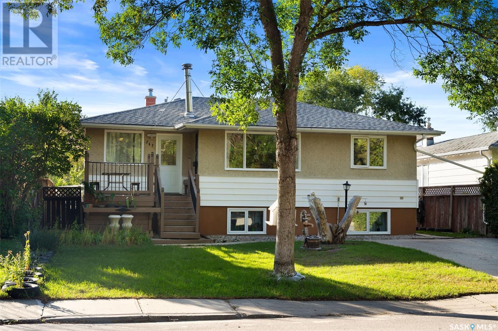 242 Smith Street, Regina, Saskatchewan  S4R 2K7 - Photo 49 - SK996551