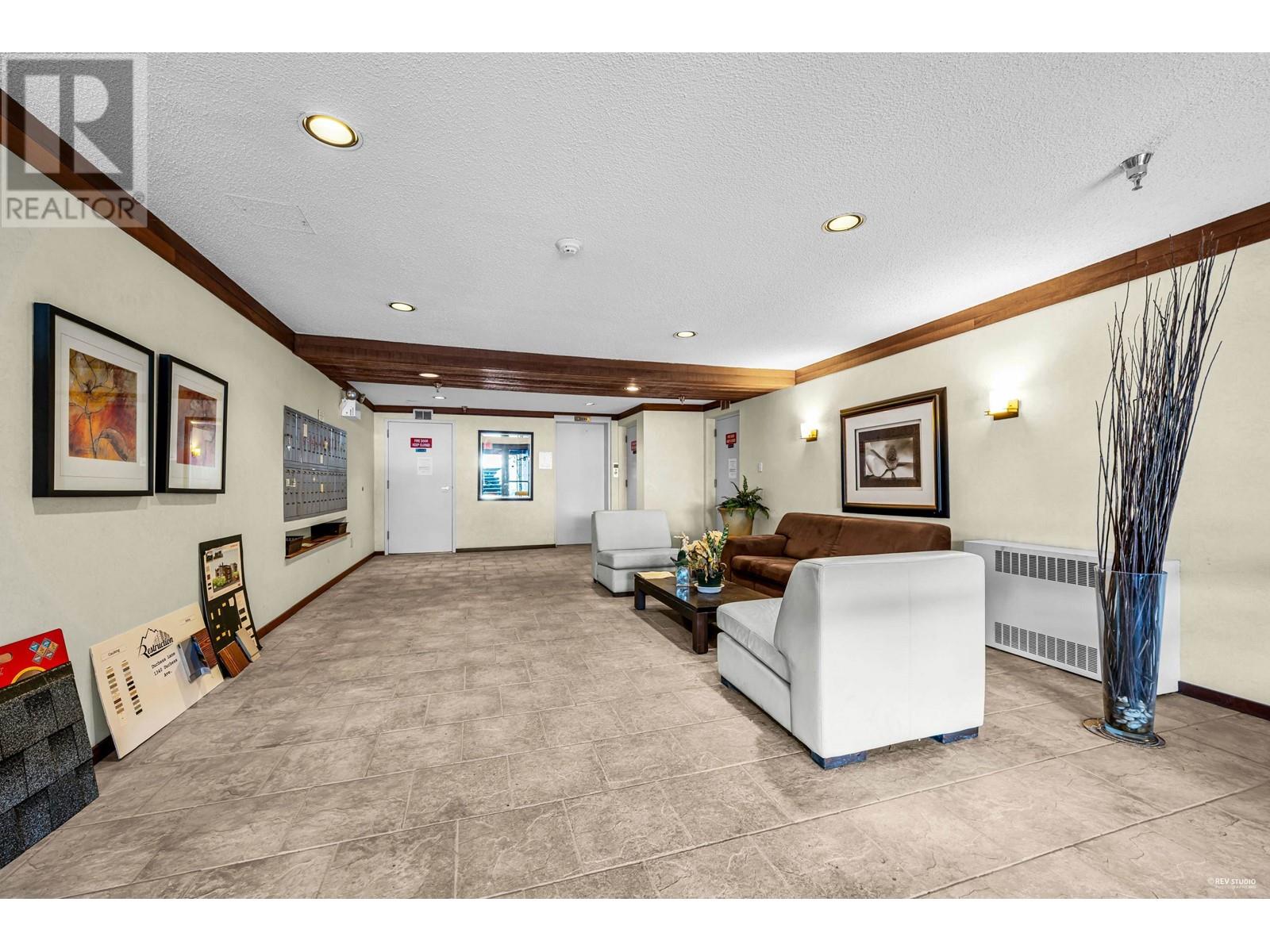 301 1340 Duchess Avenue, West Vancouver, British Columbia  V7T 1H6 - Photo 21 - R2967204