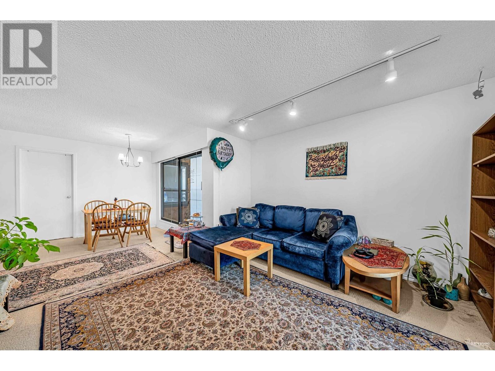 301 1340 Duchess Avenue, West Vancouver, British Columbia  V7T 1H6 - Photo 5 - R2967204