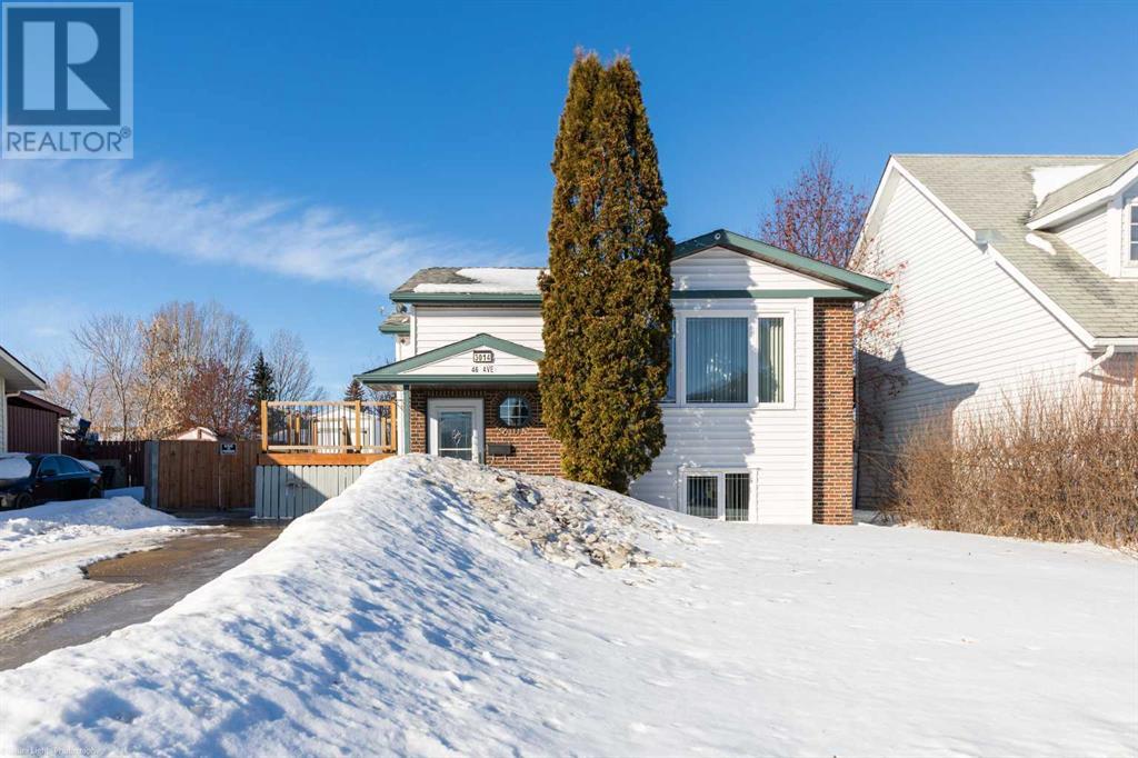 <h3>$284,900</h3><p>3014 46 Avenue, Lloydminster, Saskatchewan</p>