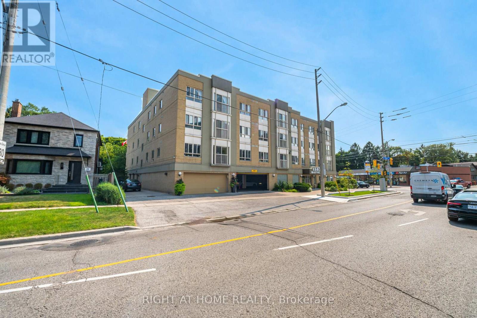Property at 306 - 1387 BAYVIEW AVENUE image 3