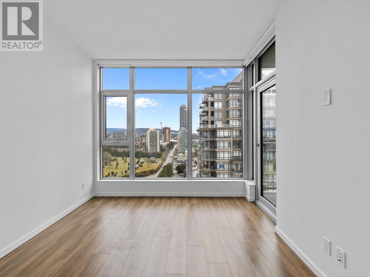 Listing Picture 12 of 24 : 2203 1888 GILMORE AVENUE, Burnaby / 本拿比 - 魯藝地產 Yvonne Lu Group - MLS Medallion Club Member